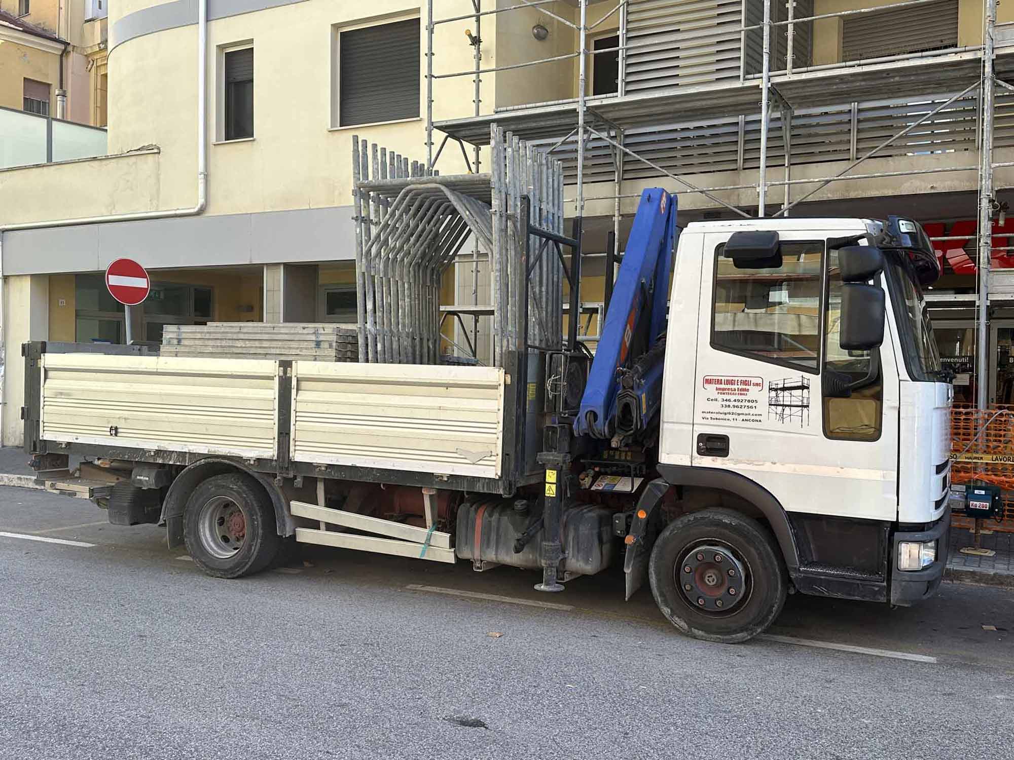 ponteggi macerata